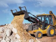 Аренда спецтехники: ключевые аспекты и преимущества