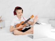 Музыкальные курсы для взрослых и детей: особенности, преимущества и возможности