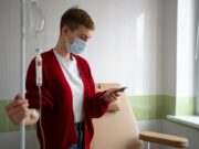 Вывод из запоя на дому: как это происходит и почему это важно