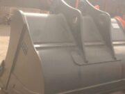 Навесное оборудование для спецтехники: виды, применение и выбор