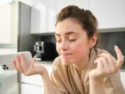 Решение проблемы: интерфейс не отвечает на телефоне