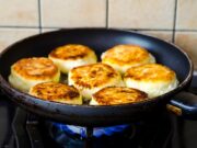 Пошаговый рецепт пирожков на картофельном отваре с дрожжами