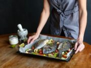 Рыба в духовке: сочная и вкусная