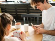 Как красиво признаться парню в чувствах по смс