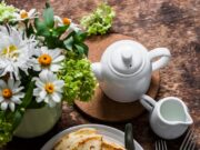 Пышные лепешки на кефире: быстрый и простой рецепт