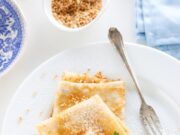 Мягкий и пышный хворост на кефире с содой: рецепт на сковороде