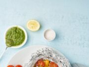 Минтай в духовке с овощами в фольге