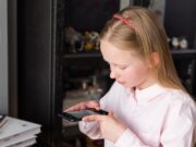 Как оплатить питание ребенка в школе Москвы: найти лицевой счет