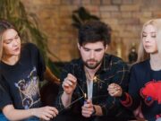 Как определить чувства мужчины без гадания