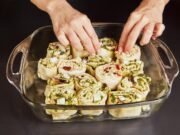 Голубцы из полуфабрикатов: вкусно и быстро на сковороде