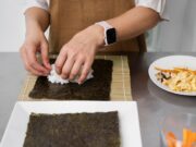 Приготовление роллов дома: рецепты для начинающих