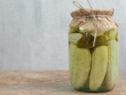 Хрустящие огурцы на зиму: рецепт засолки в банках