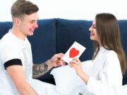 Сердечное признание на расстоянии