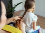 Красивый колосок: простое плетение для девочек