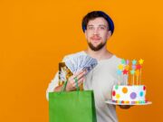 Как потратить 3000 бонусов в Кари на день рождения