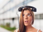 Почему меня слышно только на громкой связи