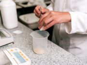 Йогурт в баночках: рецепт в мультиварке