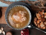 Солянка на зиму: грибы и капуста в одном блюде