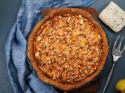 Творожный пирог с крошкой в духовке