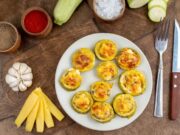 Кабачки с фаршем и сыром в духовке