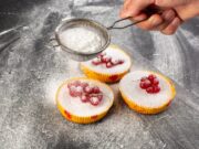 Пошаговый рецепт творожных сырников с манкой на сковороде