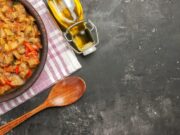 Плов со свининой на сковороде: рассыпчатый рецепт