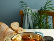 Классический суп с горохом и картофелем на мясном бульоне