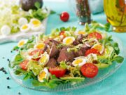 Салат с говядиной и солеными огурцами: простой и очень вкусный рецепт