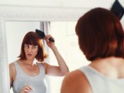 Можно ли красить волосы во время менструации