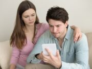 Как заинтересовать парня в переписке: вопросы на «Правда или действие»