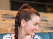 Прически на длинные волосы для школы