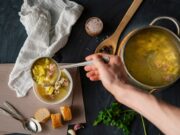 Куриный бульон: 7 идей кроме супа