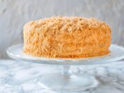 Медовый пух: рецепт заварного торта