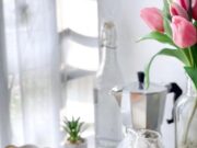 Завтрак из кислого молока: идеи рецептов