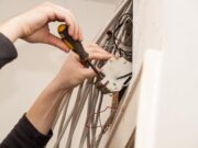 Правильное соединение проводов в распределительной коробке