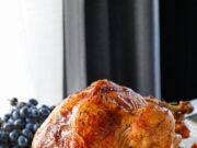 Целая курица с хрустящей корочкой в духовке