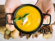 Суп-пюре из овощей на курином бульоне