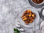 Говядина в Сметанном Соусе: Рецепт и Название