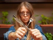 Вилка в глаз или попу: разбираемся в правилах