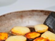 Как запечь картофель в рукаве в духовке