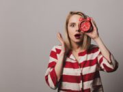 Увидеть на часах 09:09: значение и толкование