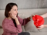 Подарки без затрат: как порадовать близких