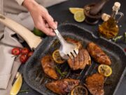 Жарка курицы на сковороде: секреты вкусного блюда