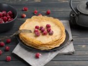 Блины на молоке с дрожжами: классический рецепт