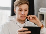 Убрать значок наушников на телефоне техно