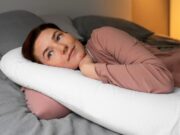 Звать на помощь во сне: толкование сна