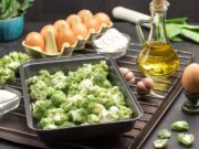 Брокколи с сыром в духовке: рецепт