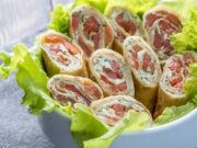 Рулетики из сырокопченого бекона с начинкой: рецепты