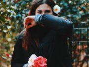 Соболезнование подруге: слова скорби