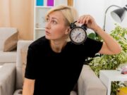 Числа 23:33 на часах: значение и толкование